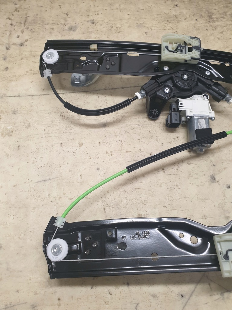 фото №8, Jaguar f-pace подъемник стекло левый задняя hk8327001af