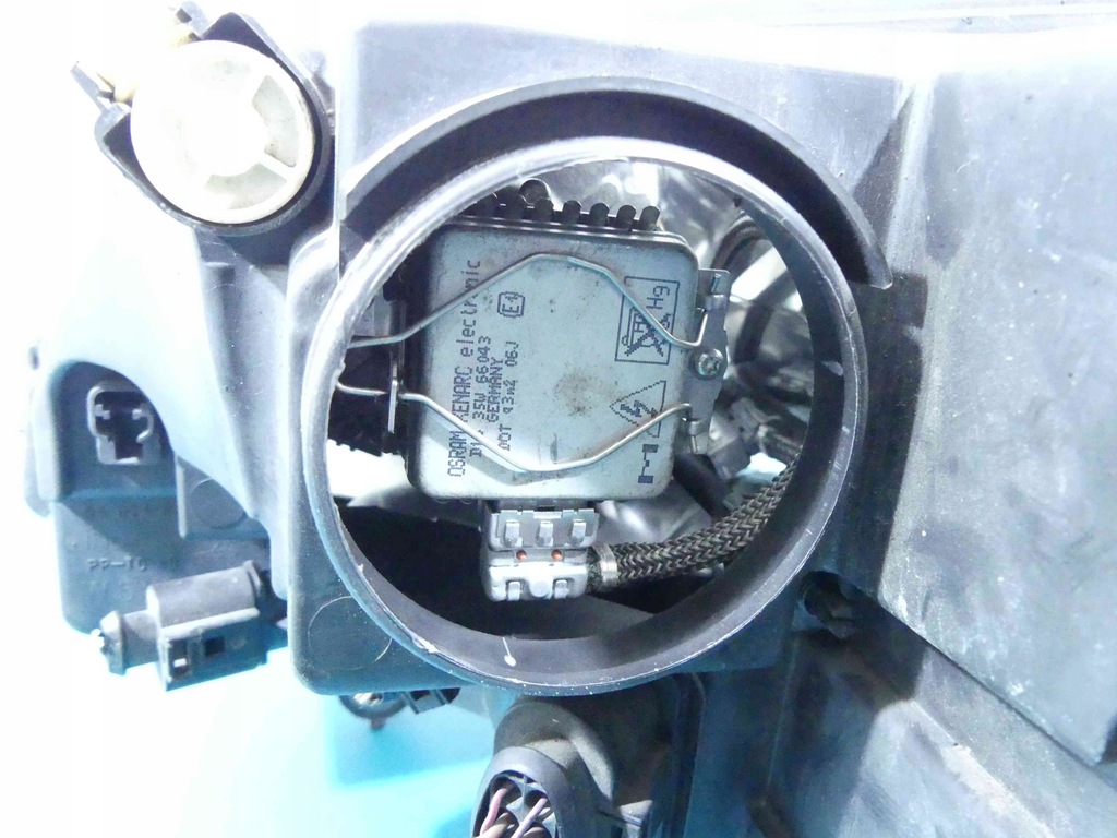 фото №10, Фара правый ксенон vw phaeton europa 05r