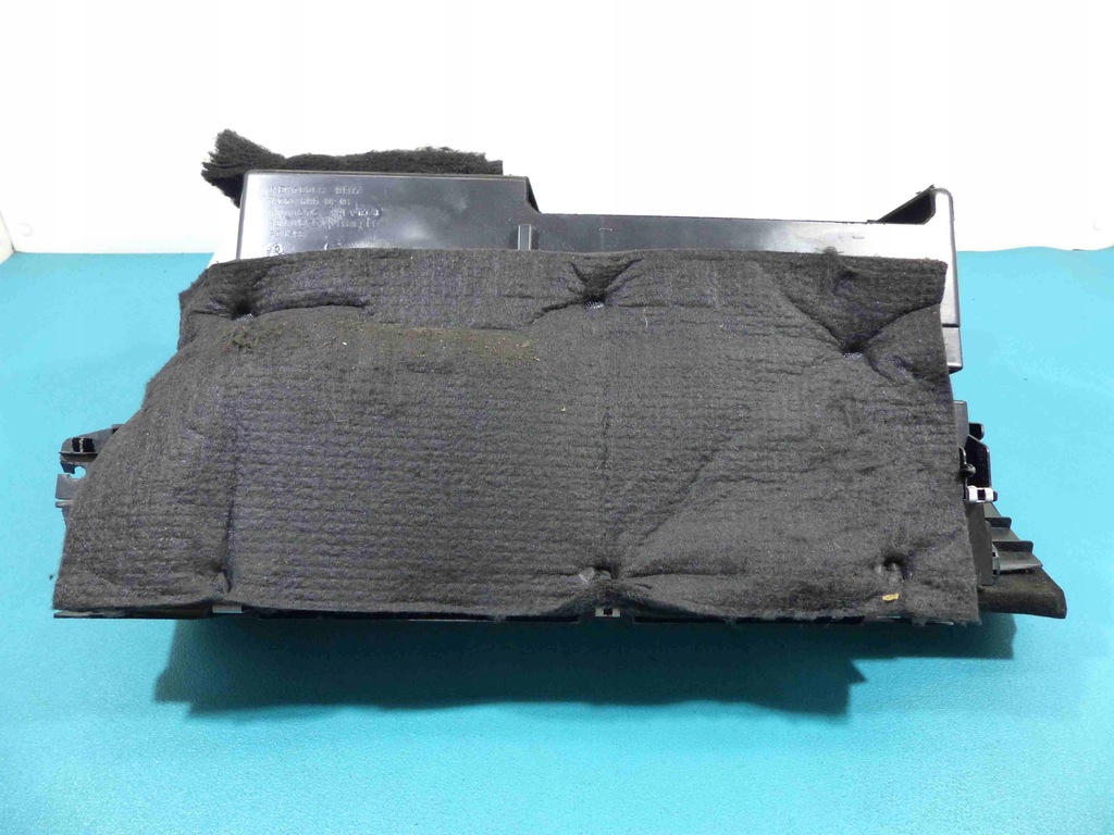 фото №5, Бардачок пасажира mercedes r w251 europa