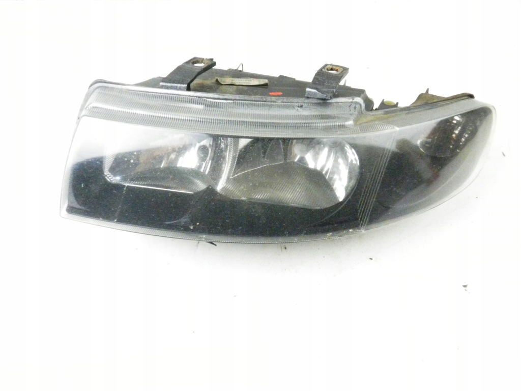 фото №1, Лампа левый перед leon i