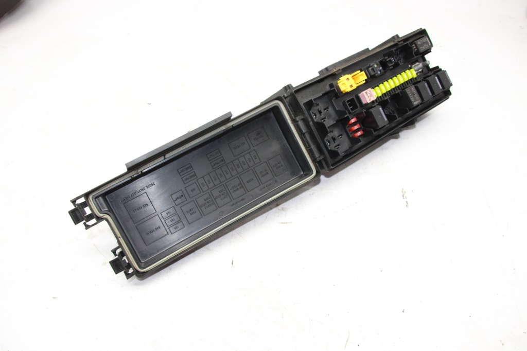 фото №1, Коробка предохранителей jeep cherokee wk 05-10