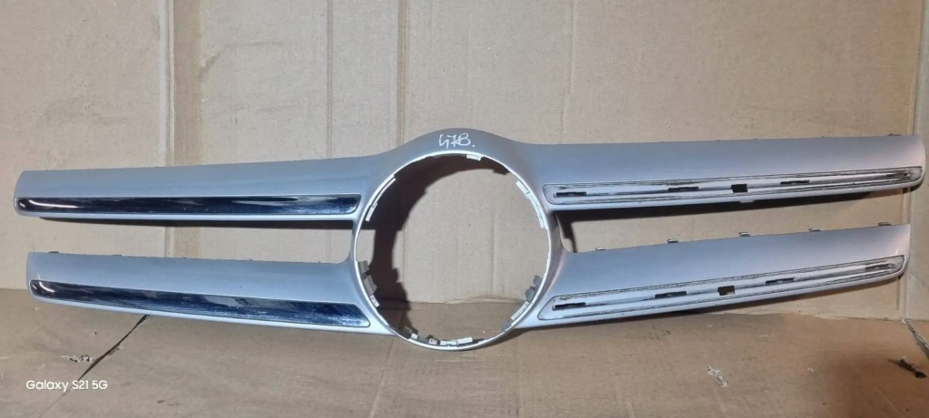 фото №1, Решітка радіатора решітка радіатора накладка mercedes-benz gla w156