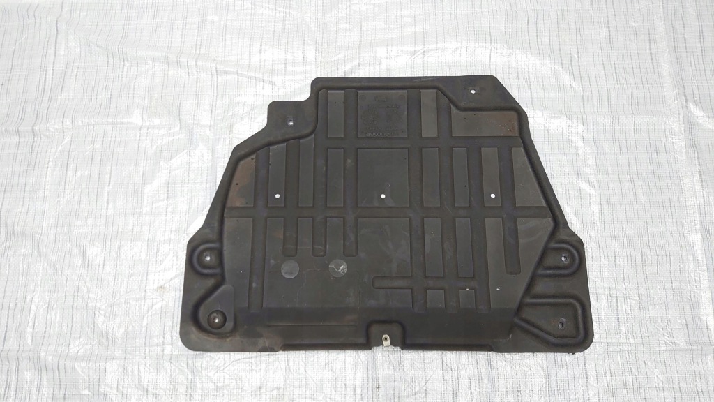 Jaguar e-pace защита под двигатель hj32-6b629 в Украине