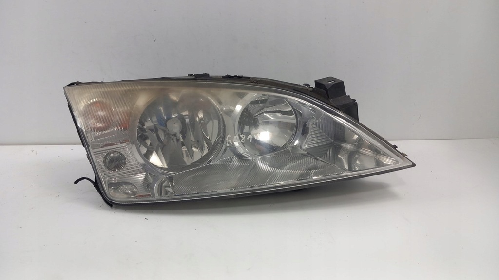 фото №1, Ford mondeo mk3 лампа перед права