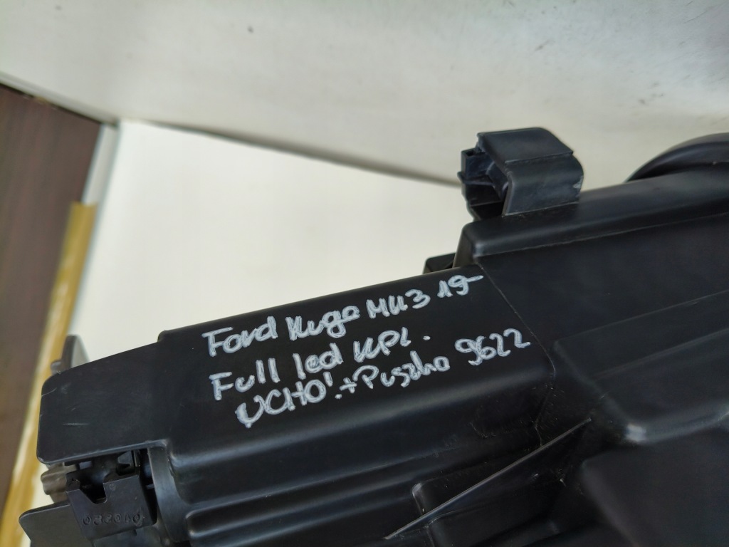 Фара правый  фара ford kuga mk3 19- full led Цена