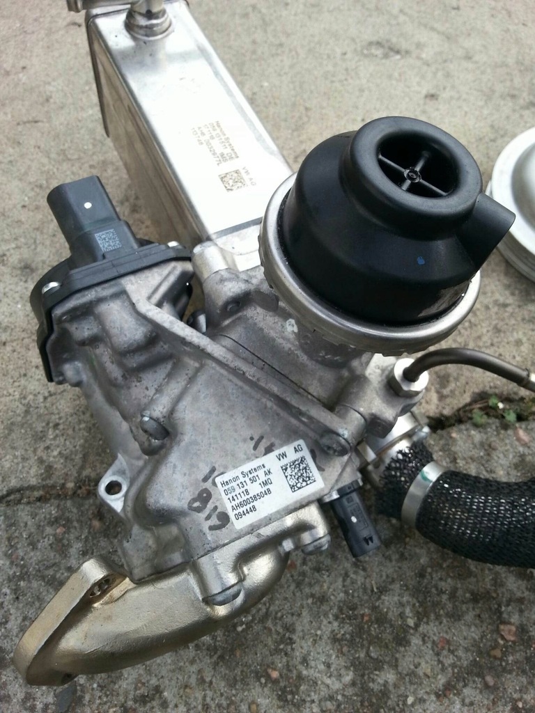 фото №1, Радіатор вихлопних газів egr 059 131 501 ak audi a6