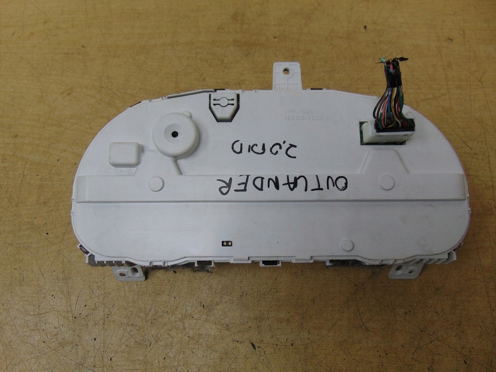 фото №8, Лічильник приладова панель mitsubishi outlander ii 2.0 d europa