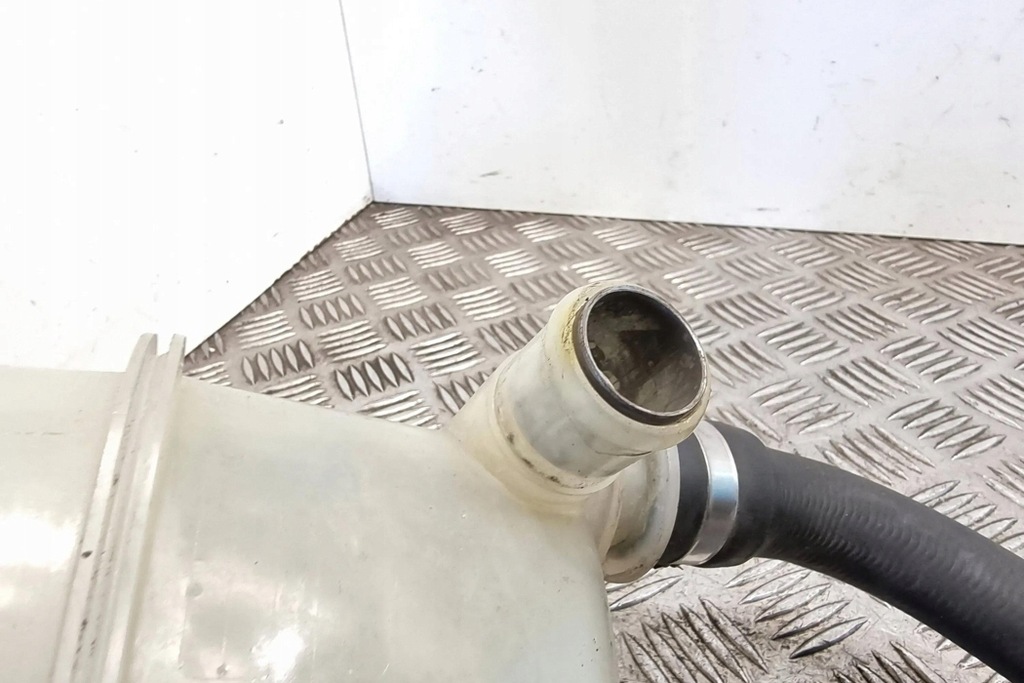 фото №6, Бачок розширювальний smart fortwo coupe 450 0005768v009 0.7l бензиновий