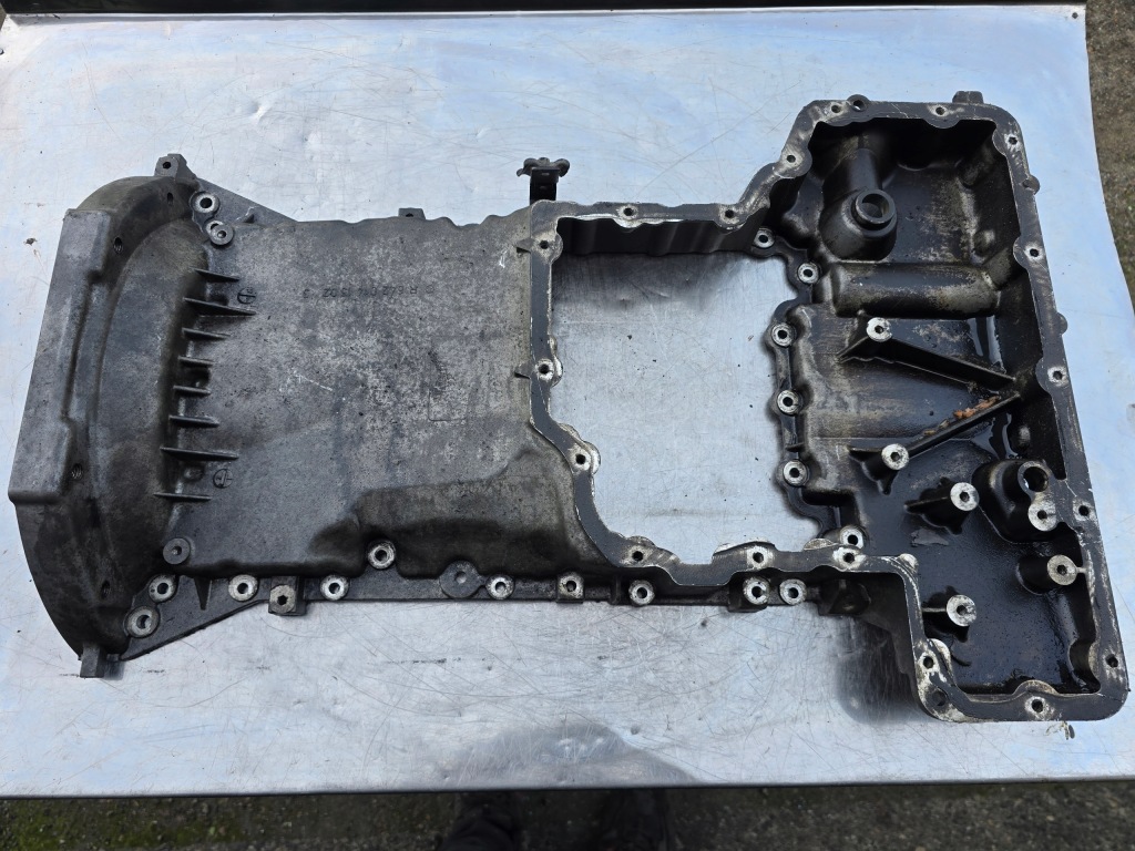 фото №1, Основание картера масляный mercedes gl x164 3.0 cdi 4matic r6420141502