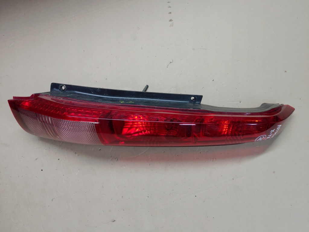 фото №11, Лампа правый задняя nissan x-trail t30 lift 03-07