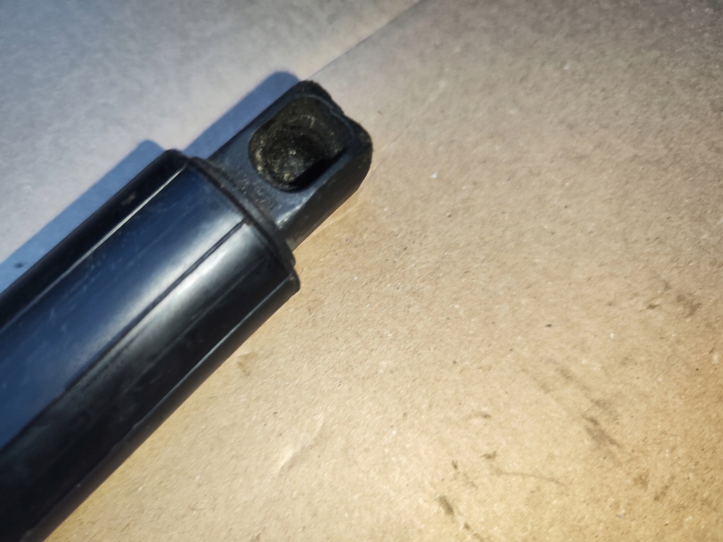 фото №5, Привод крышки багажника bmw f07 5 gt 7120095