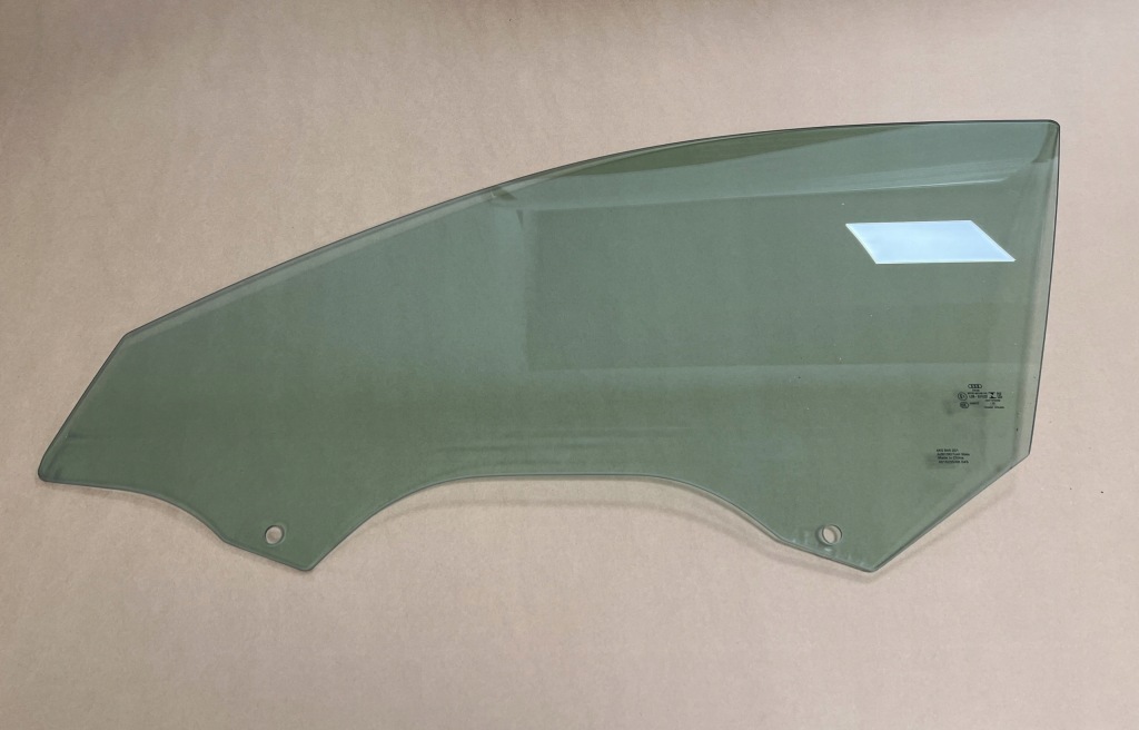 фото №1, Audi a6 c8 стекло дверь перед 4k0845201 2022r