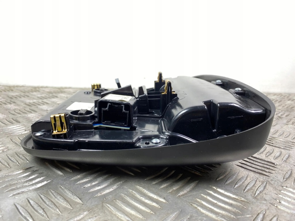 2018 jeep grand cherokee бардачок на накладки на фари 1vs291x9ad в Україні