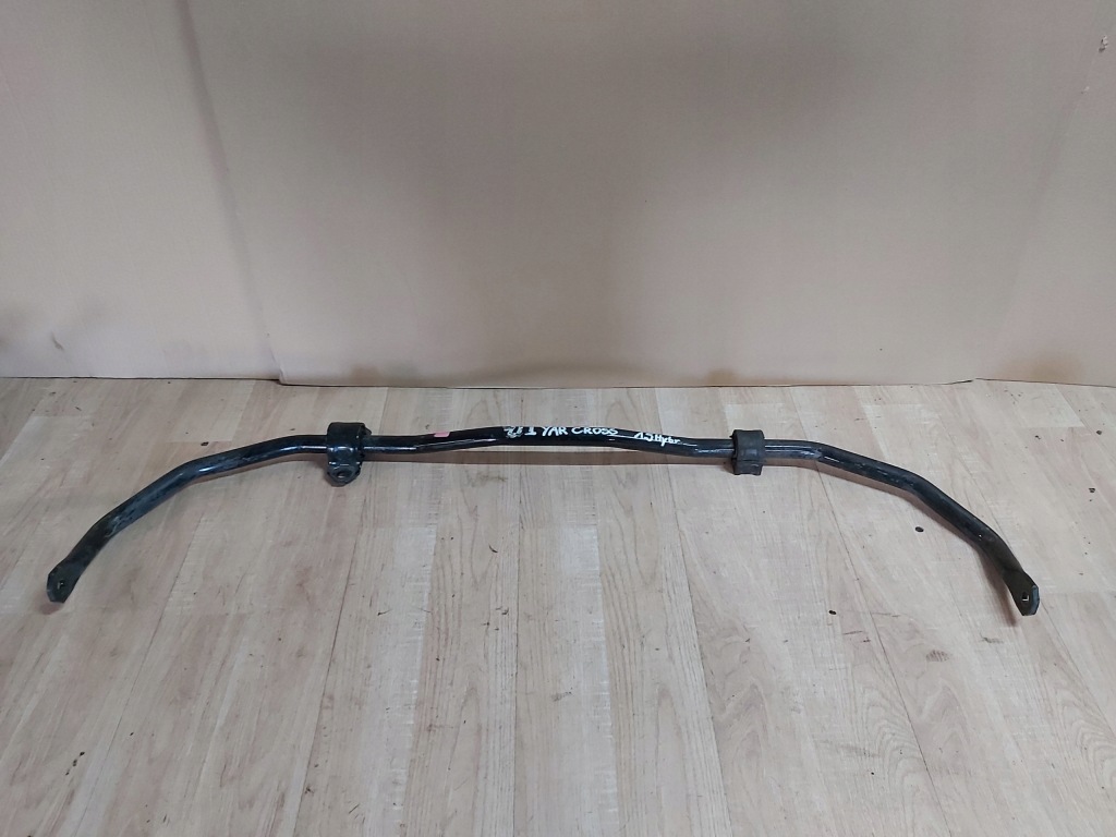 фото №1, Toyota yaris iv cross стабилизатор перед тяга