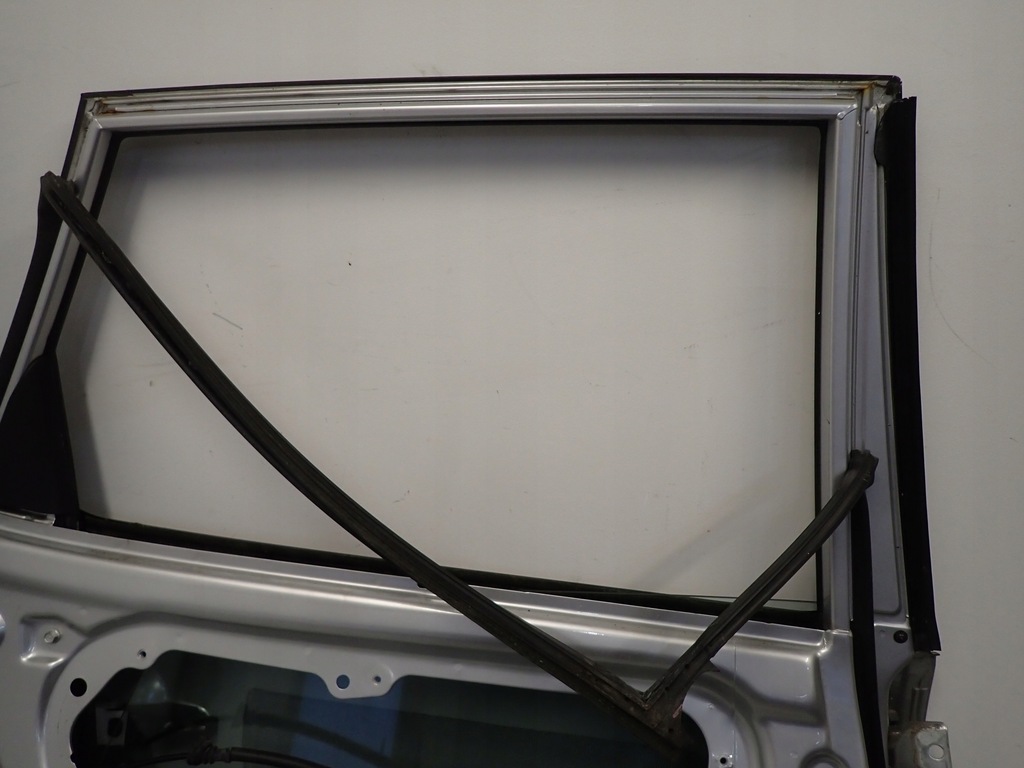 фото №9, Kia ceed i hb 07-12 двері задні ліва 9s