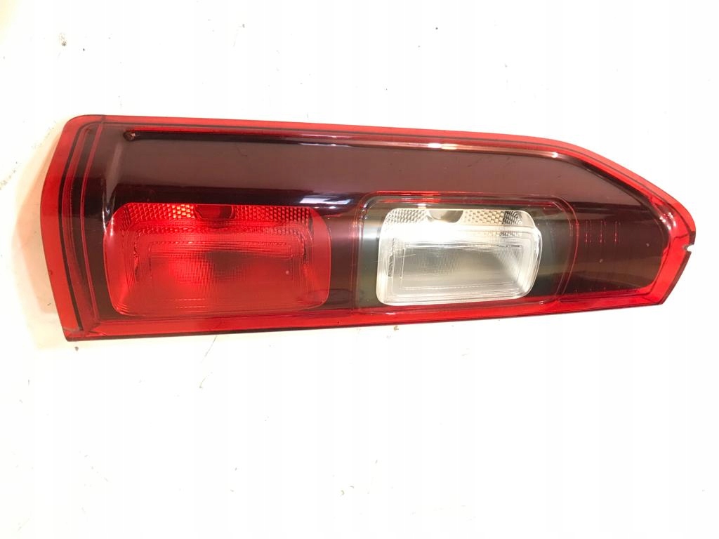 фото №1, Renault trafic iii opel vivaro b лампа задняя левая 93867974