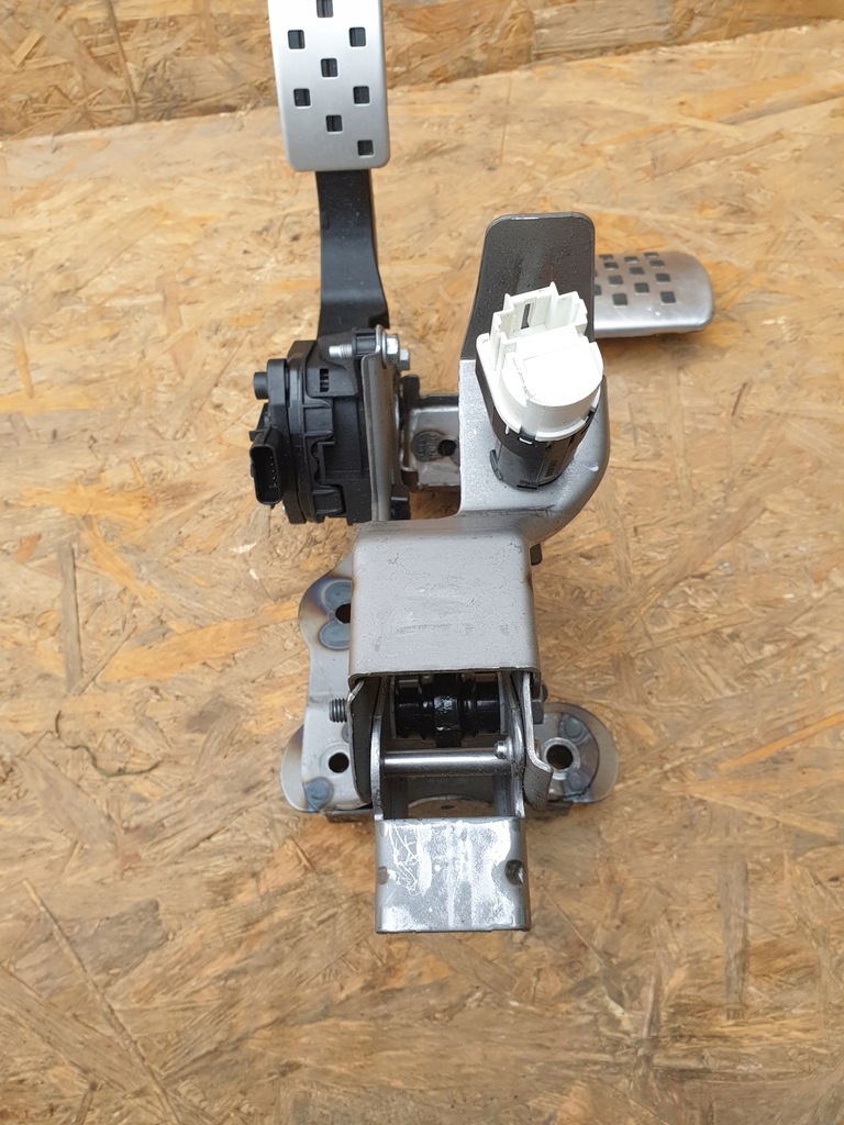 фото №4, Renault captur педаль педали газа тормоза автоматическая коробка передач