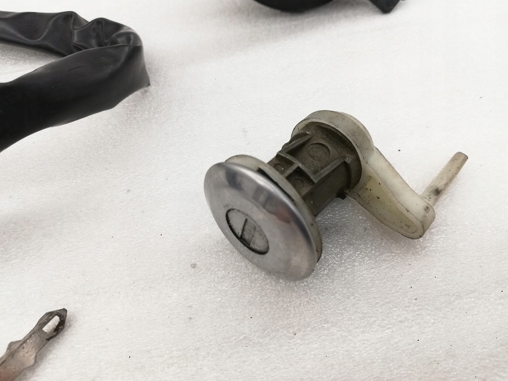 фото №7, Peugeot 206 lift fl 03-10 замок зажигания ключ вкладка крышка