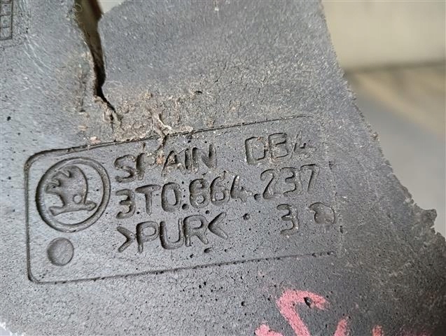 фото №4, Шумоізоляція крила skoda superb ii 3t0864237