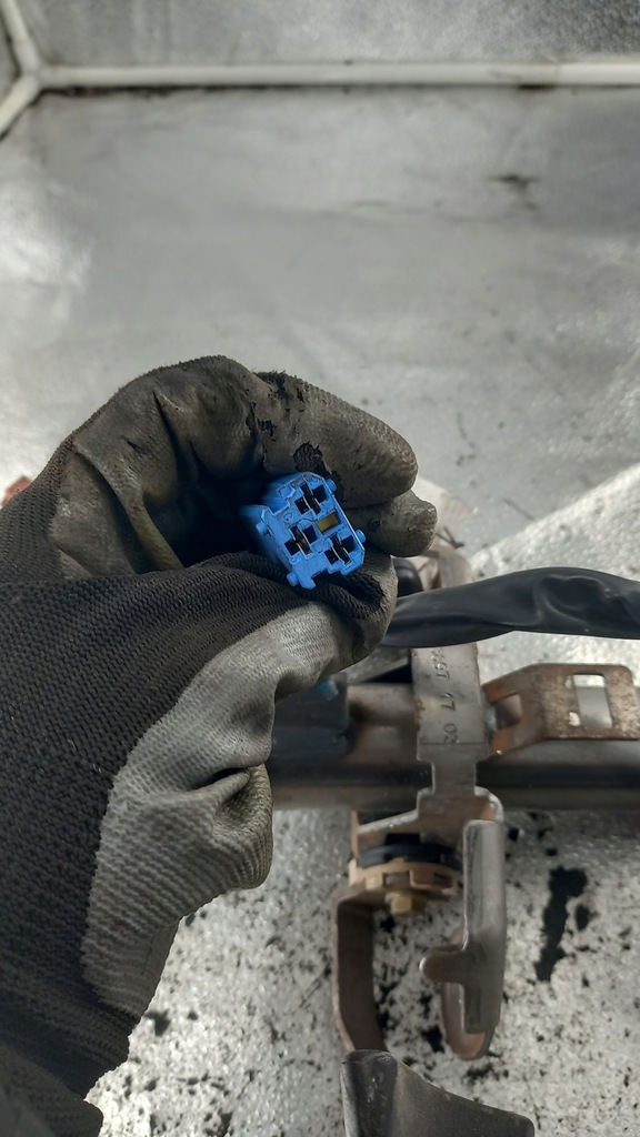 фото №4, Колонка рулевая peugeot 206