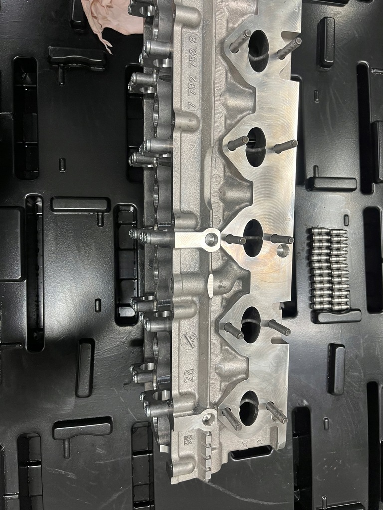 фото №8, Bmw головка двигателя m57 m57n2 306d3 306d5 330d 3.0d 3.0sd 3.5d