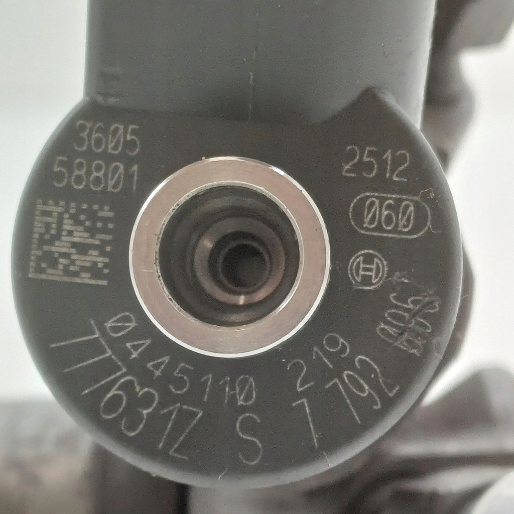 фото №8, 2005 bmw 5 e60 e61 форсунка 7792096