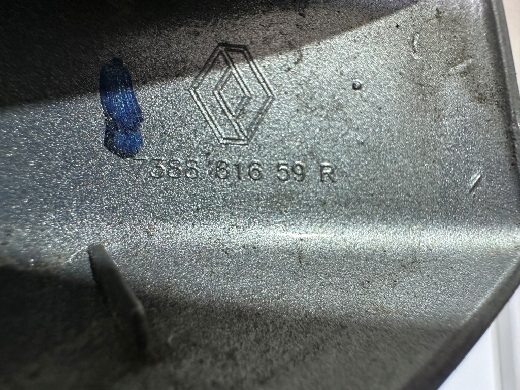 Купити Renault megane 3 заглушка рейлінг правий задні 738861659r