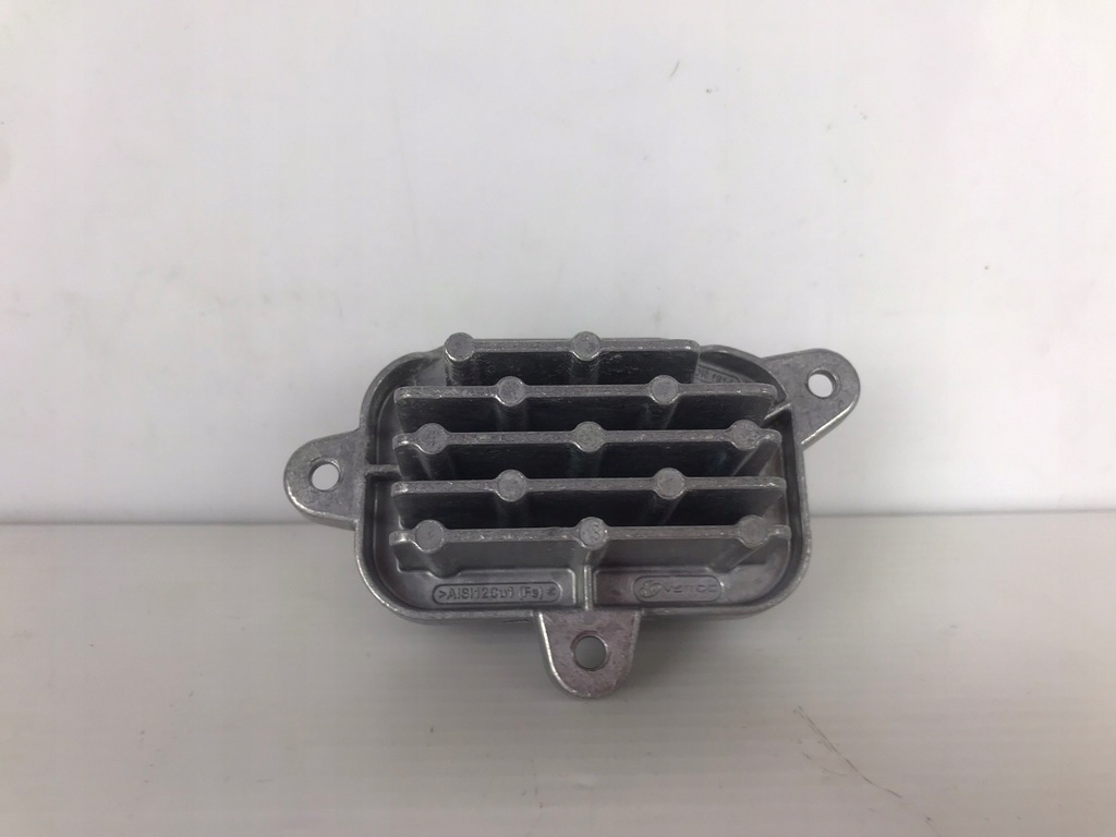 фото №1, Skoda kodiaq lift модуль led поворотник левый