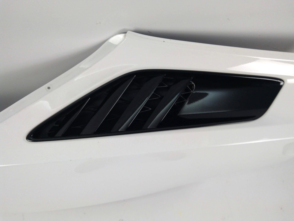фото №6, Chevrolet corvette c7 крыло правый задняя 2014-19