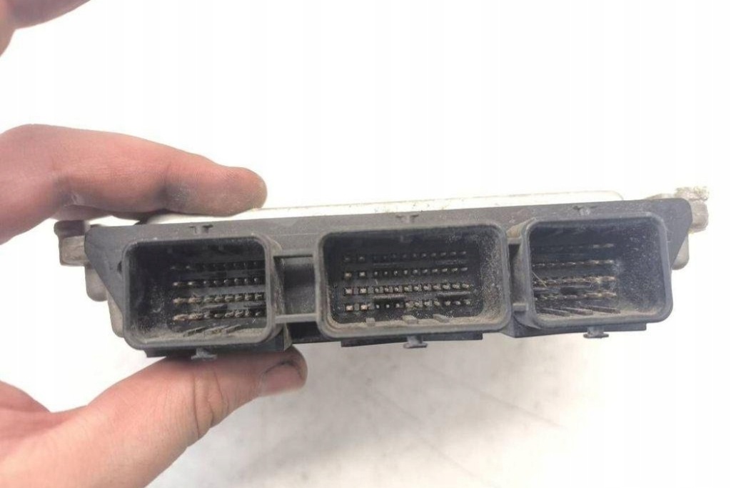 фото №3, Бортовой компьютер двигателя ecu renault grand scénic ii jm0/1_ 8200601334 1.9l
