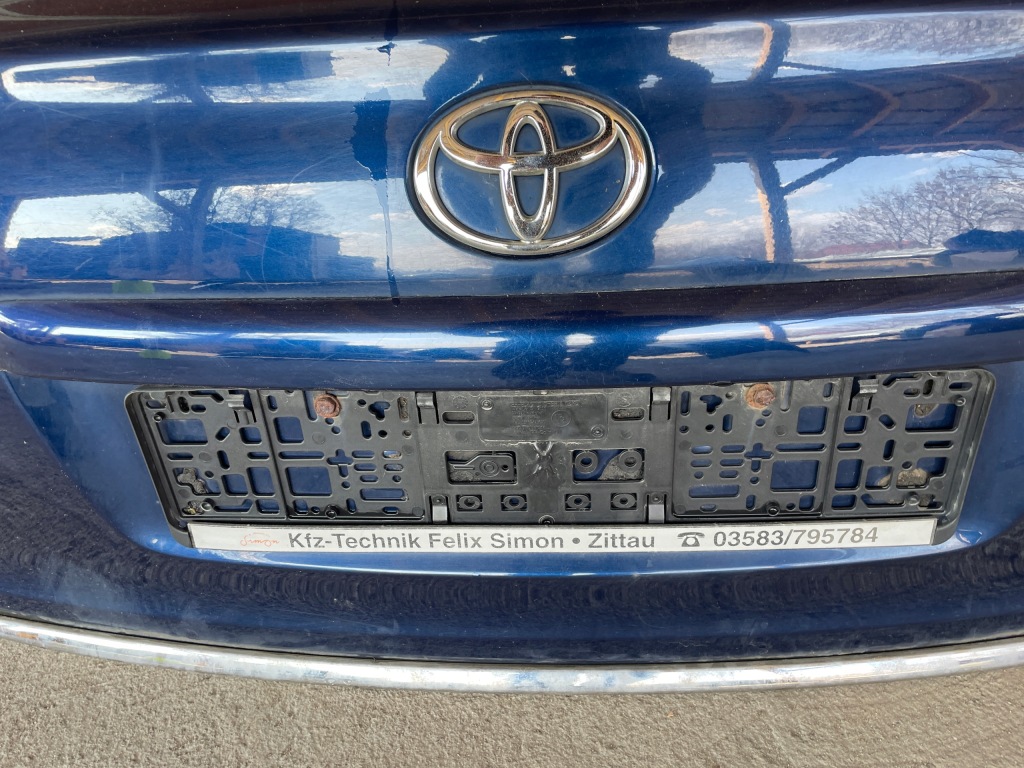 Кришка багажника задній універсал lak.8p4 toyota avensis t25 Ціна