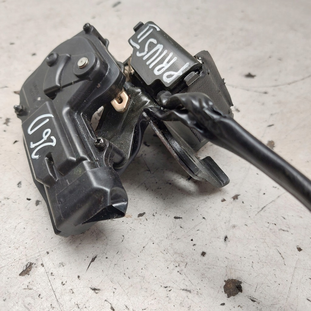 фото №5, Toyota prius ii 2 замок кришки багажника