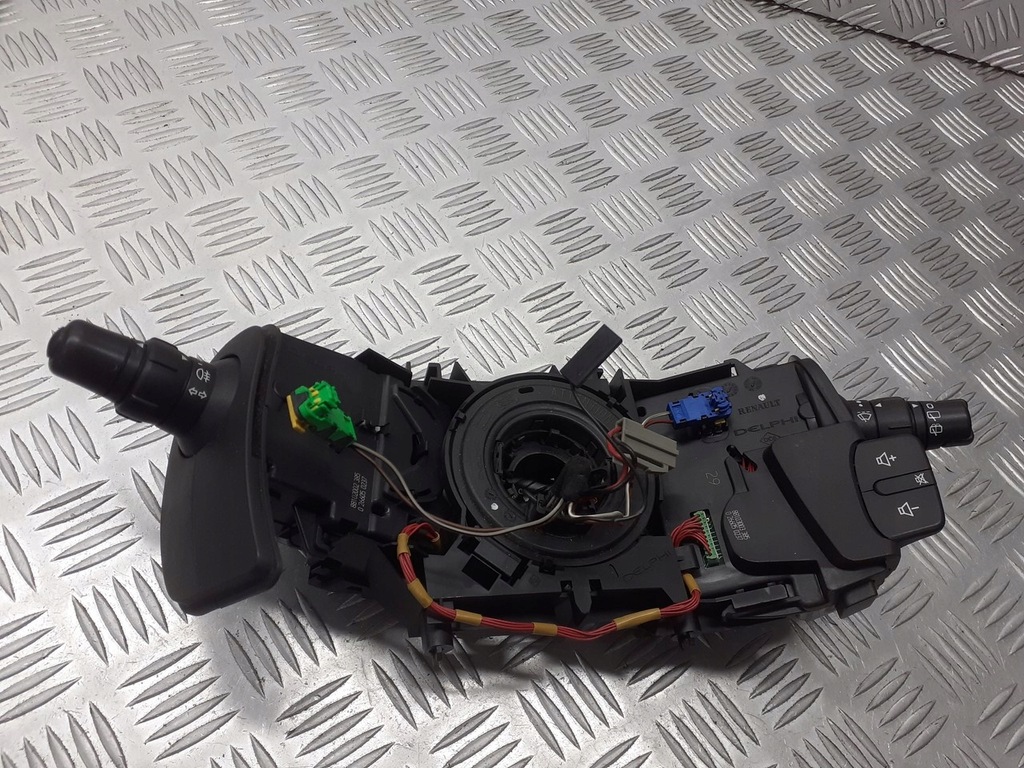 фото №1, Подрулевой переключатель переключатель комбинированный renault clio iii 8200245449