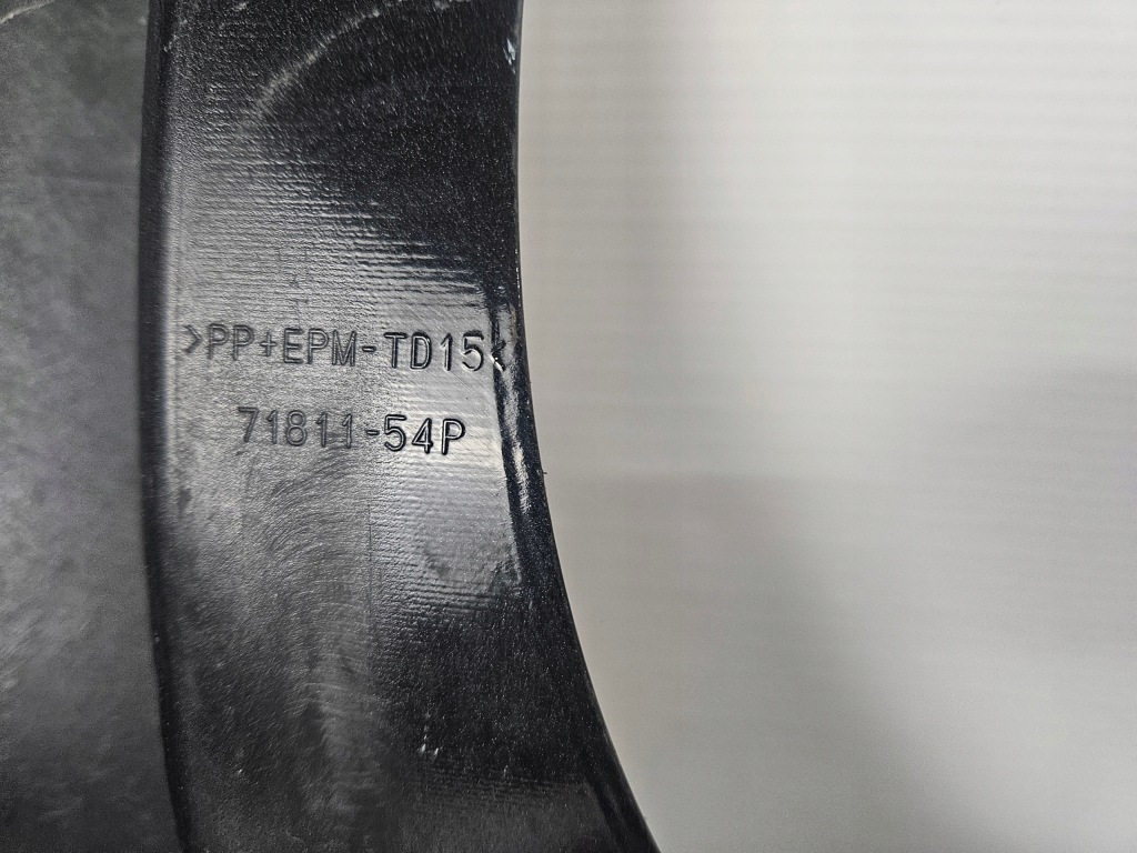 Suzuki vitara ii 2015 - бампер задний задняя pdc 71811-54p Оригинал