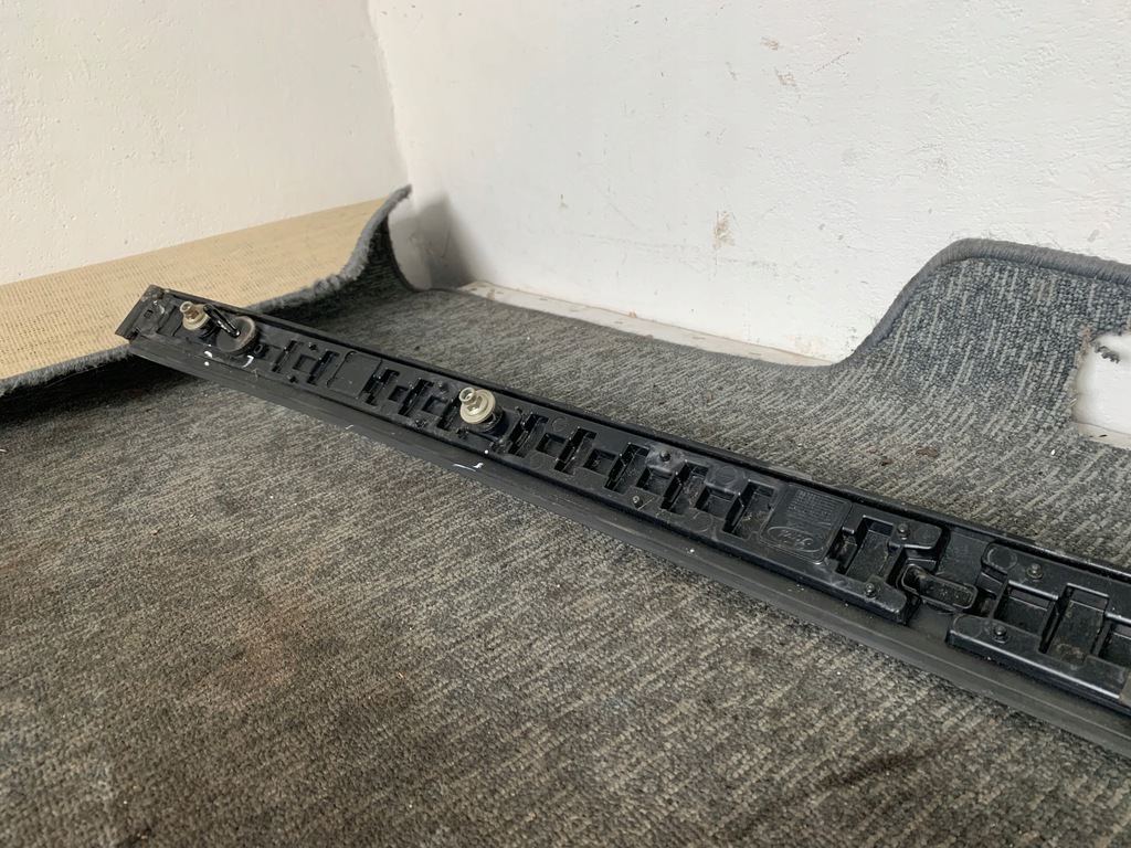 фото №12, Ford mustang mach-e молдинг крыша правая оригинал