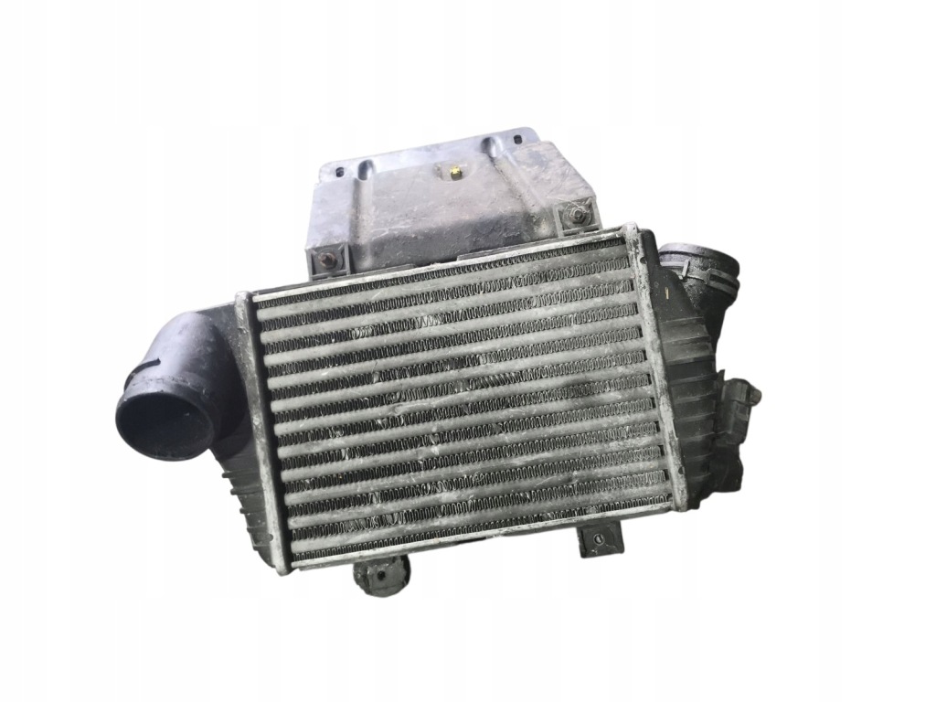 Купити Інтеркулер радіатор повітря vw transporter t4 2.5 tdi 701145805c