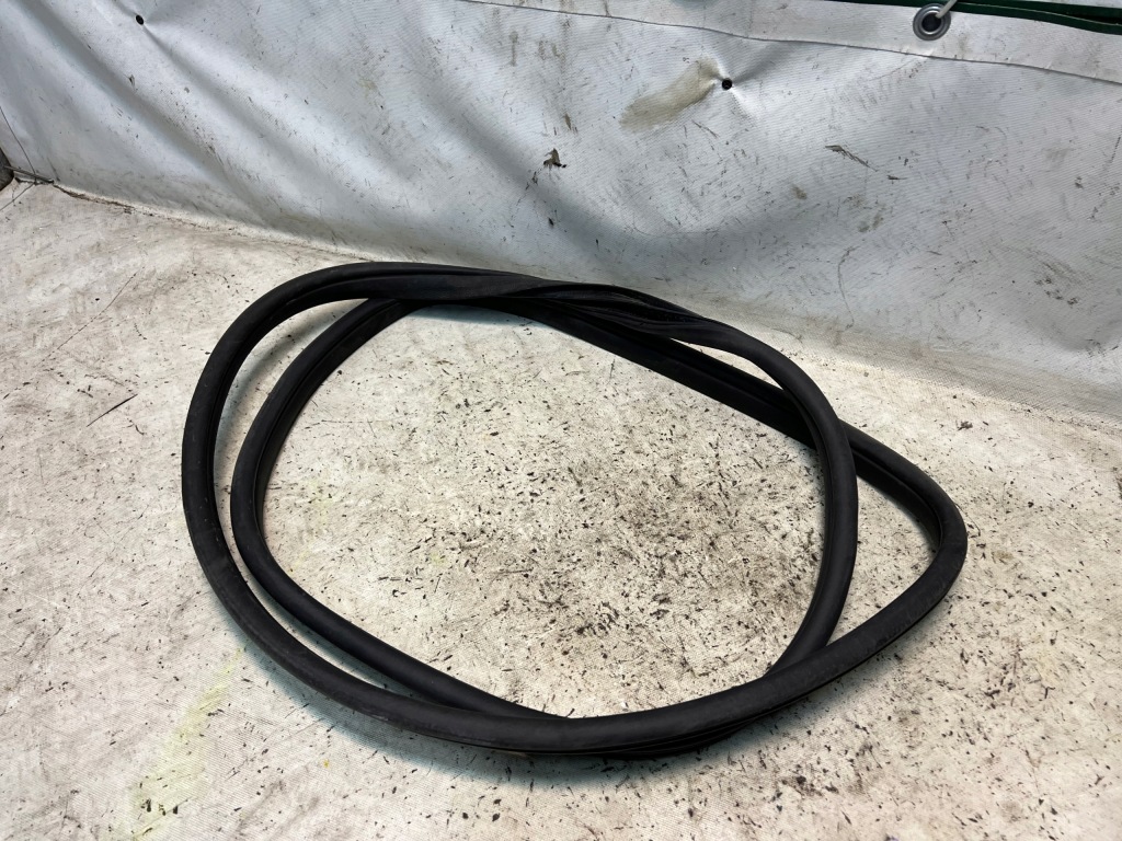 фото №1, Hyundai i30 iii 17 kombi прокладка дверь правый задняя