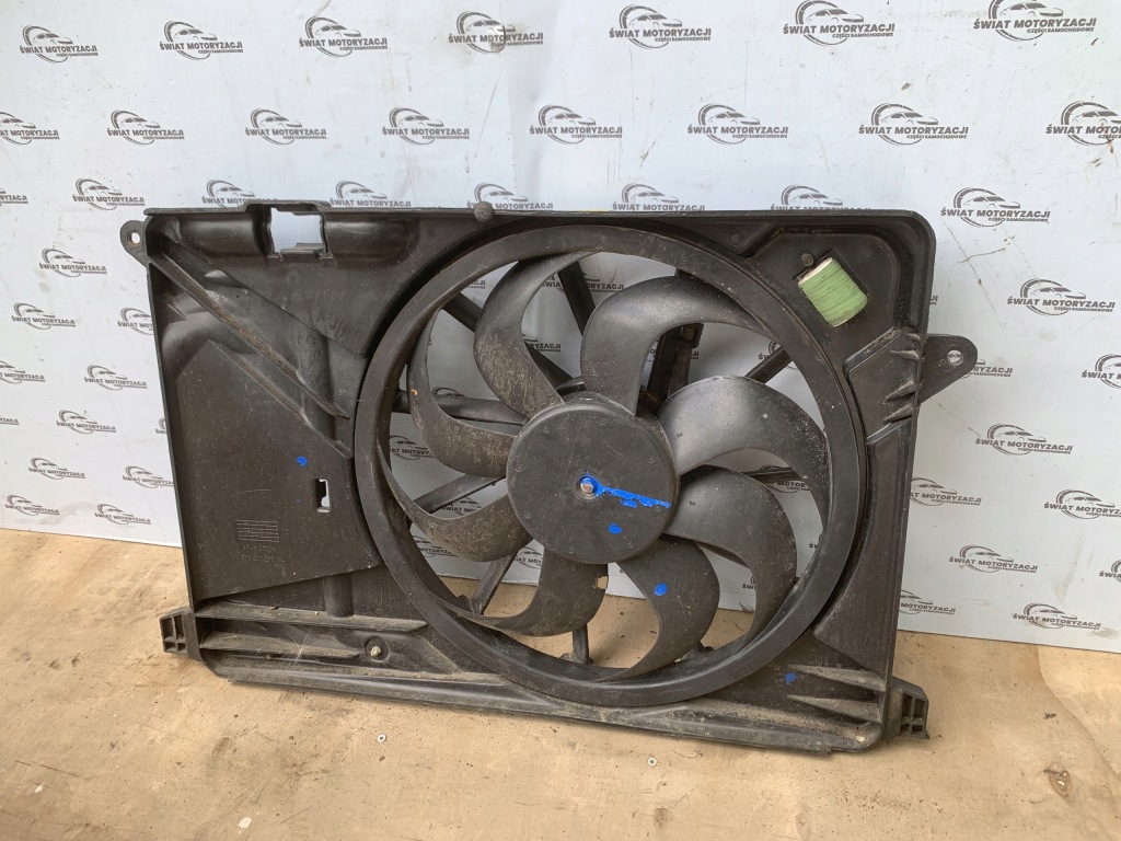 Mokka a 13r вентилятор радіатора qfz1431b 95301349 Недорого