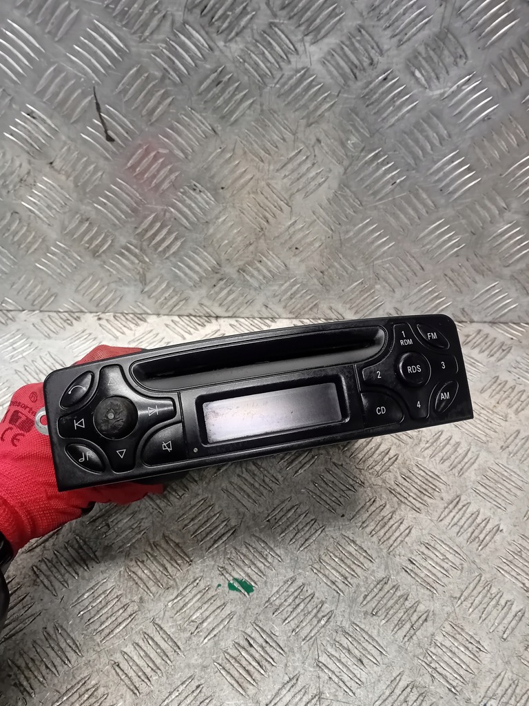 фото №1, Mercedes w203 радио a2038201286