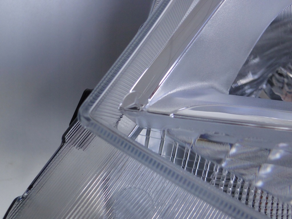 фото №5, Mercedes sprinter 907 w907 910 w910 лампа левая h7