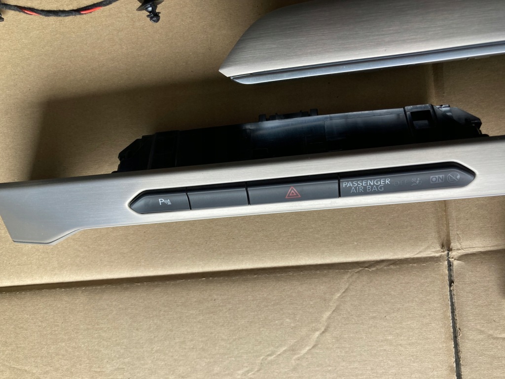 фото №11, Декоры консоли дверь подсвечиваемые vw passat b8 nf5