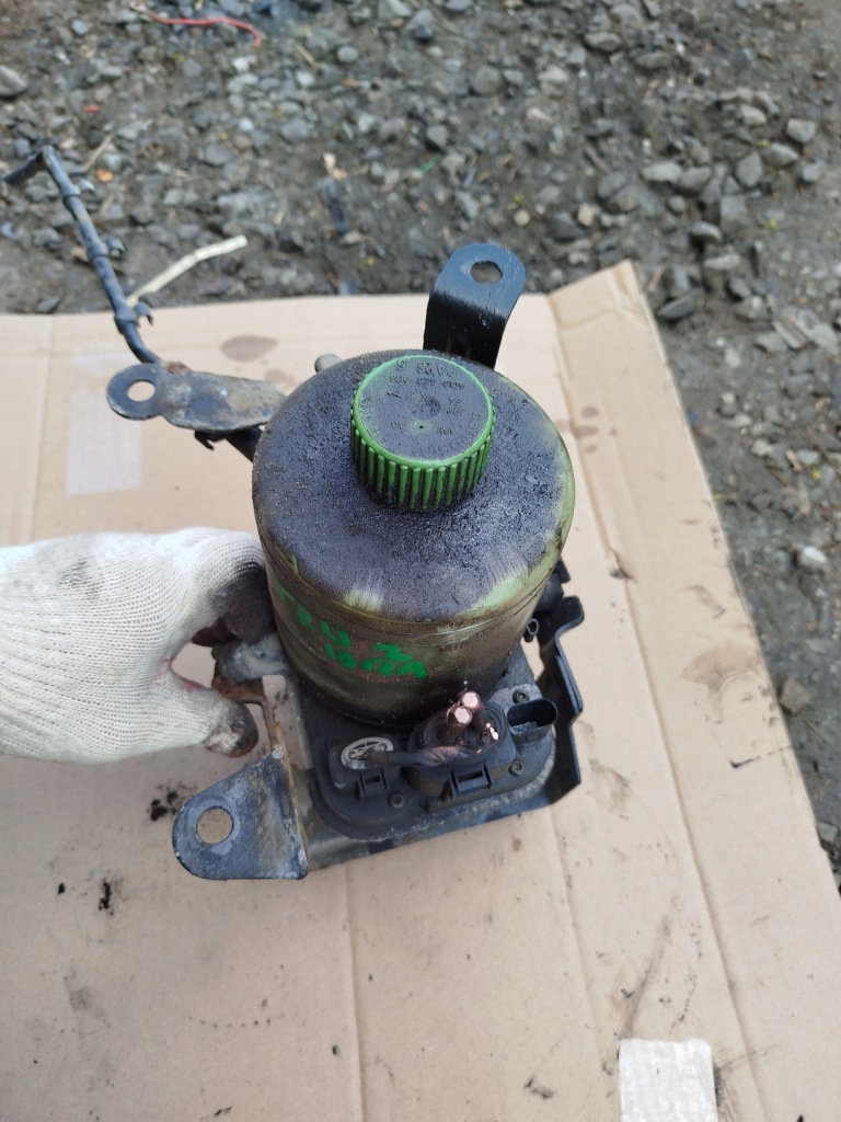 фото №5, Насос усилителя trw seat ibiza 3 iii 6q0423371