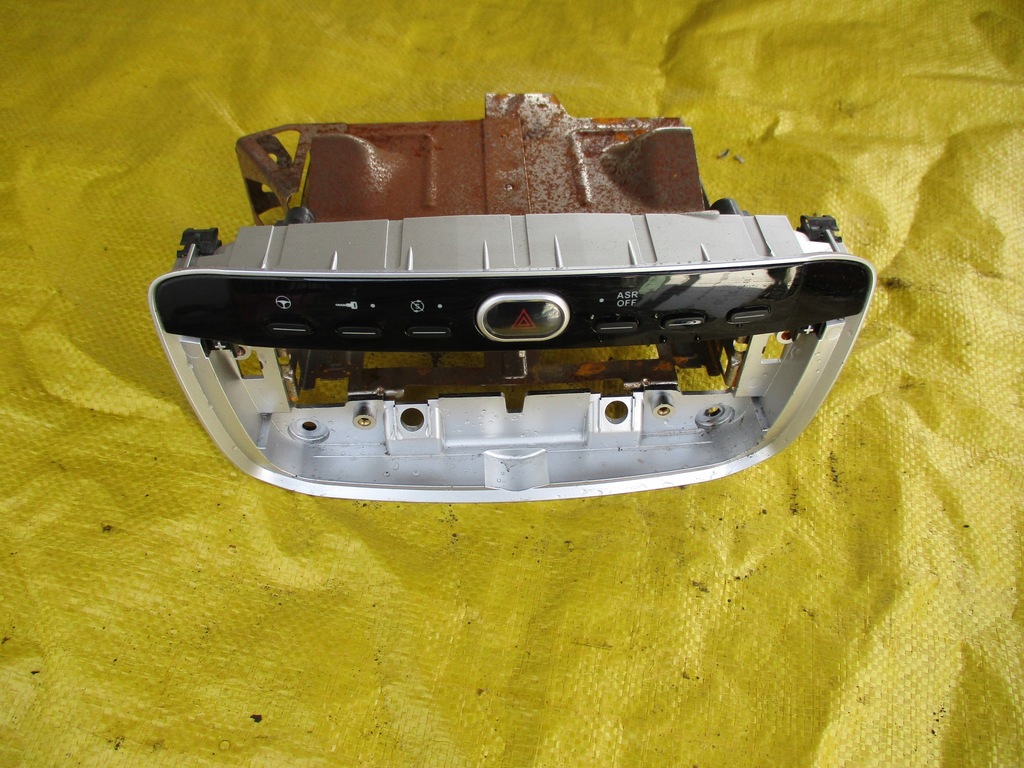 фото №1, Fiat grande punto evo рамка перемикачі 735506947