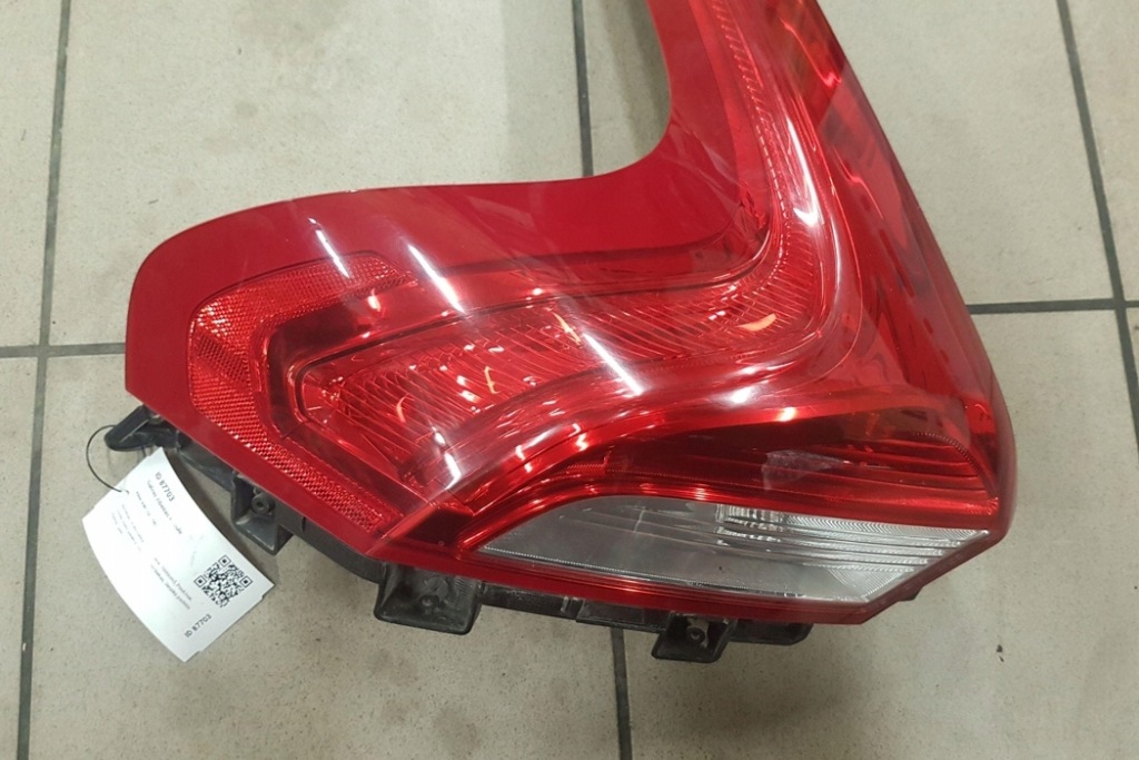 фото №9, Лампа левая задняя volvo v40 cross country 526 31395844 1.6l дизель 84kw