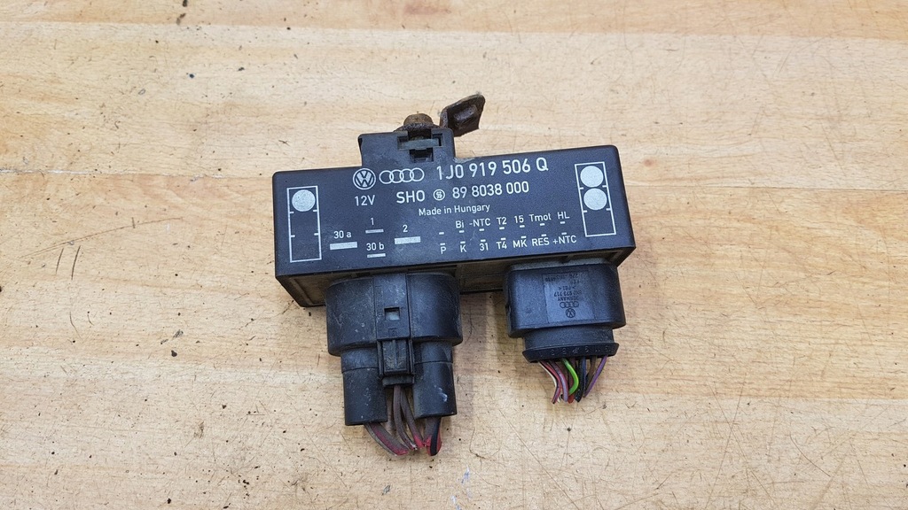 фото №1, Модуль блок керування вентиляторів audi a3 8l lift 1.9 tdi