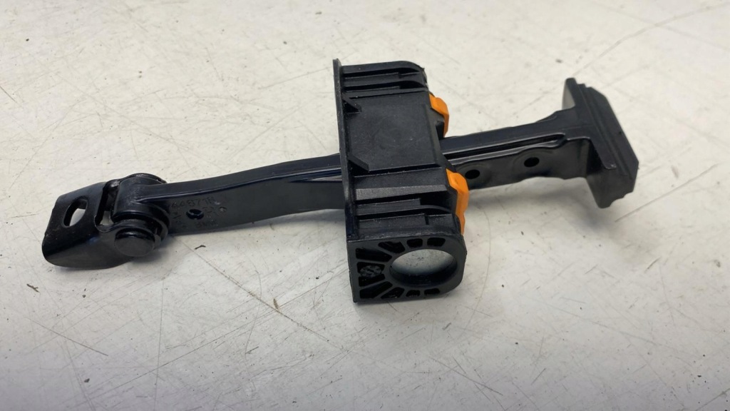 Bmw 3 f30 f31 обмежувач двері правий перед 7446718 Зі Шроту