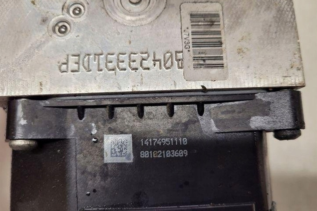 фото №1, Насос abs mini clubman r55 678568302 1.6l дизель 80kw 2010