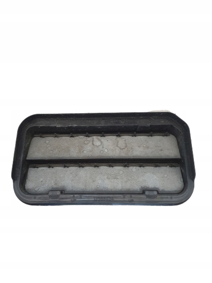 фото №1, Opel karl 2017 решётка вентиляционная задняя