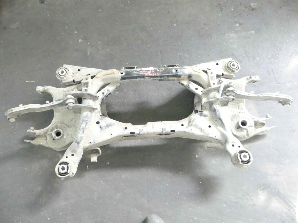 фото №1, Задня балка задня важелі jaguar f-pace 16-