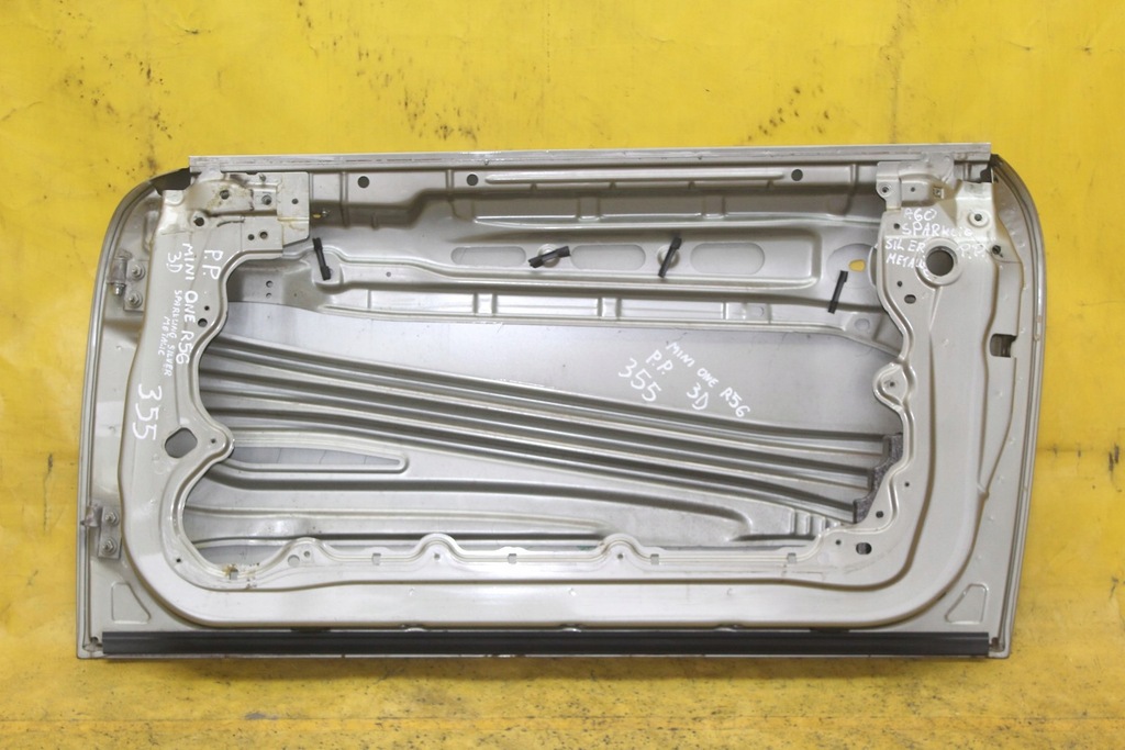 фото №7, Двері правий перед mini one r56 sparklin silver металік a60 3d